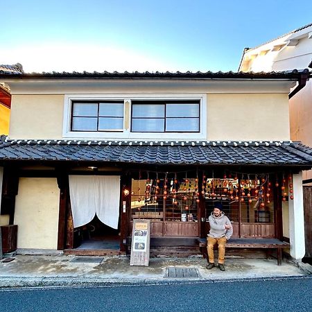 Hostel & Tatami Bar Uchikobare -内子晴れ- Exterior photo
