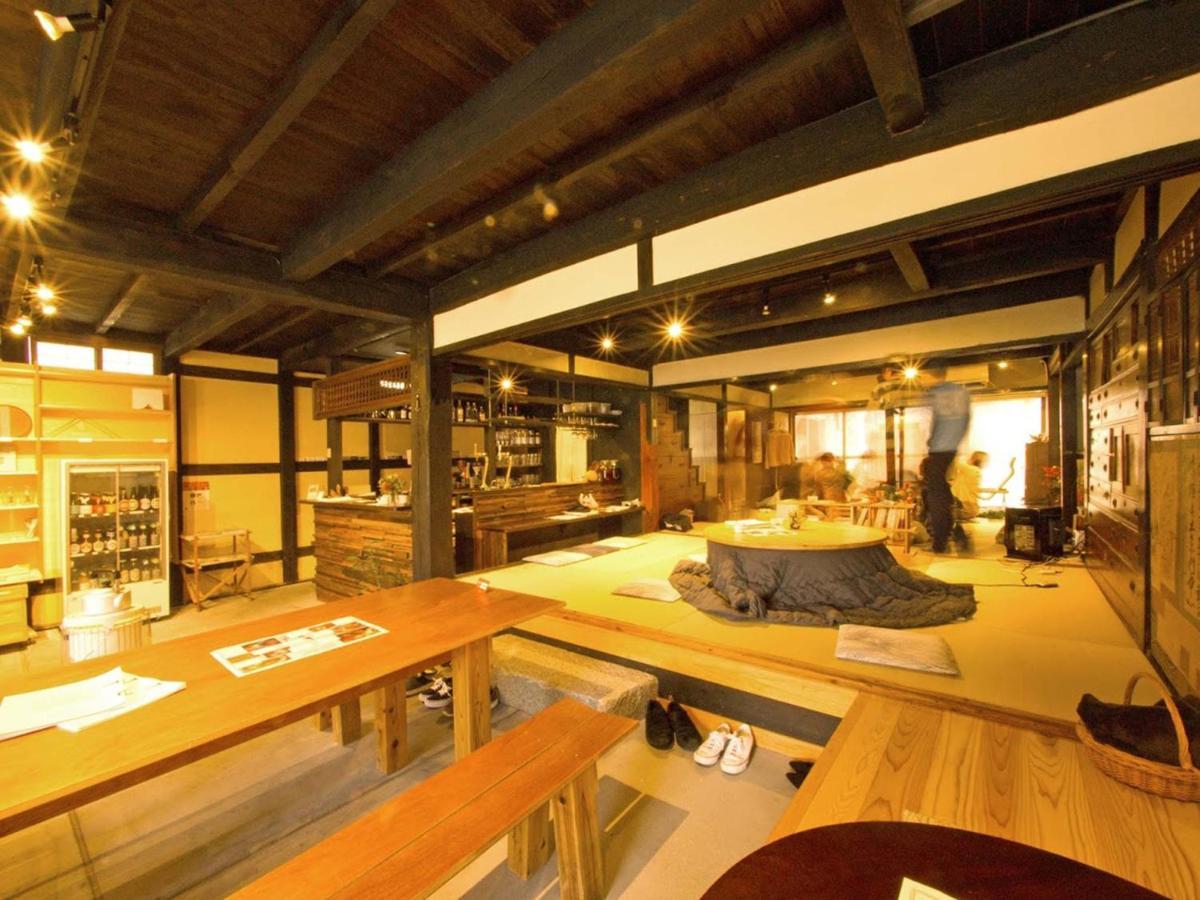 Hostel & Tatami Bar Uchikobare -内子晴れ- Exterior photo