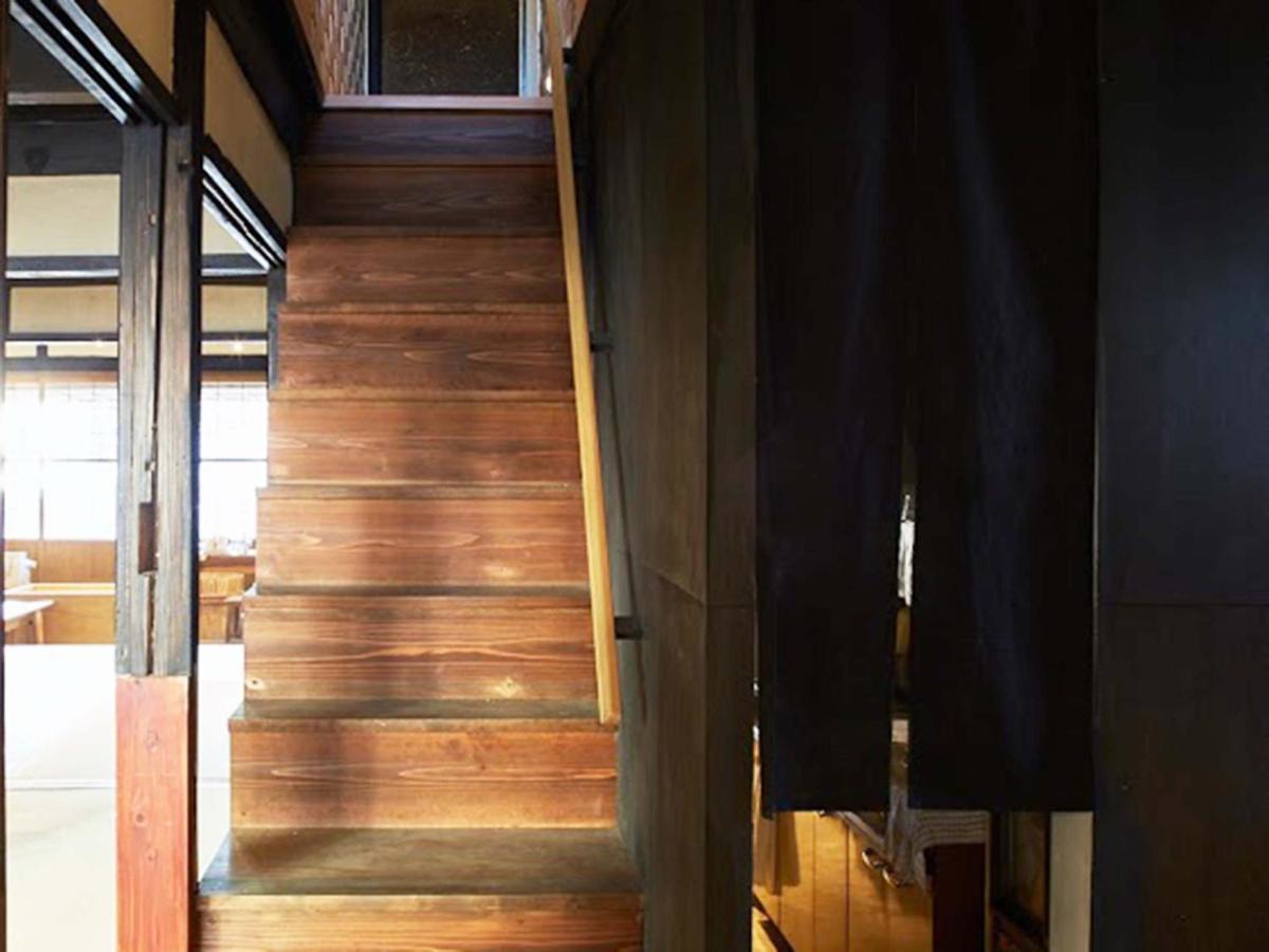 Hostel & Tatami Bar Uchikobare -内子晴れ- Exterior photo