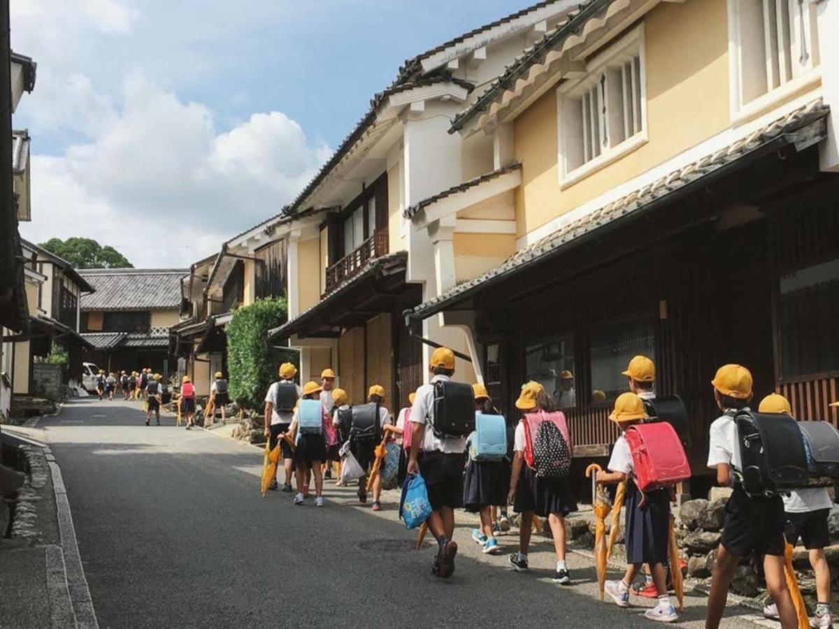 Hostel & Tatami Bar Uchikobare -内子晴れ- Exterior photo