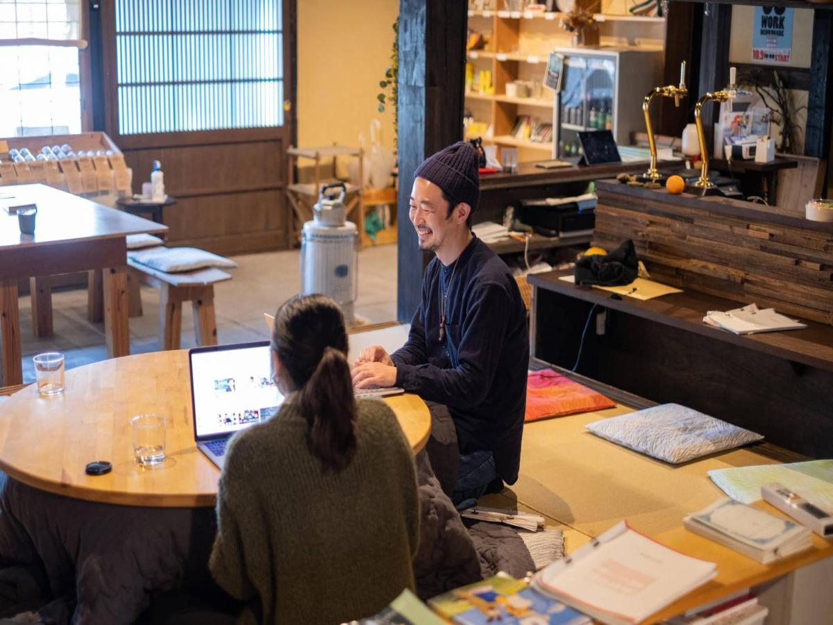 Hostel & Tatami Bar Uchikobare -内子晴れ- Exterior photo