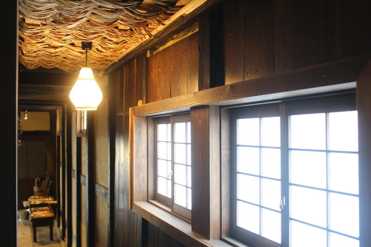 Hostel & Tatami Bar Uchikobare -内子晴れ- Exterior photo