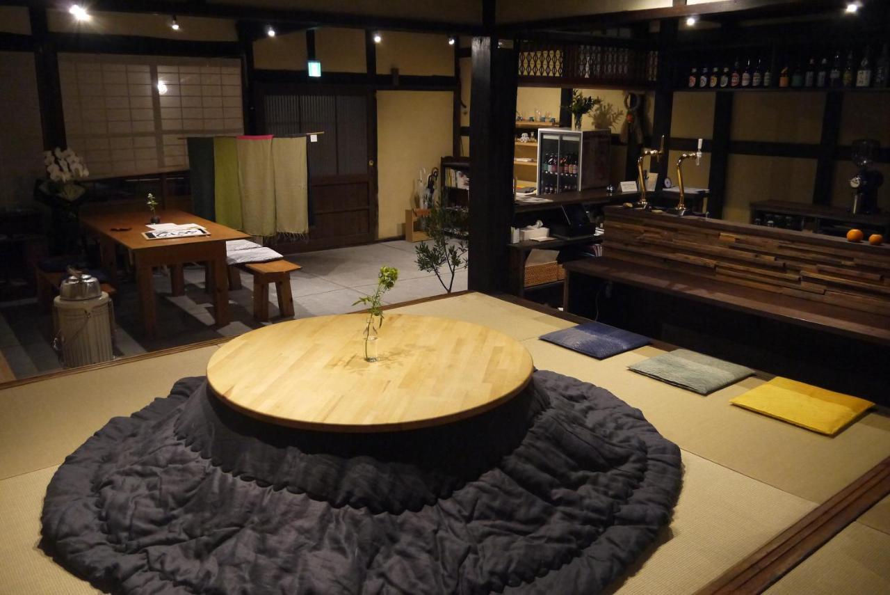 Hostel & Tatami Bar Uchikobare -内子晴れ- Exterior photo